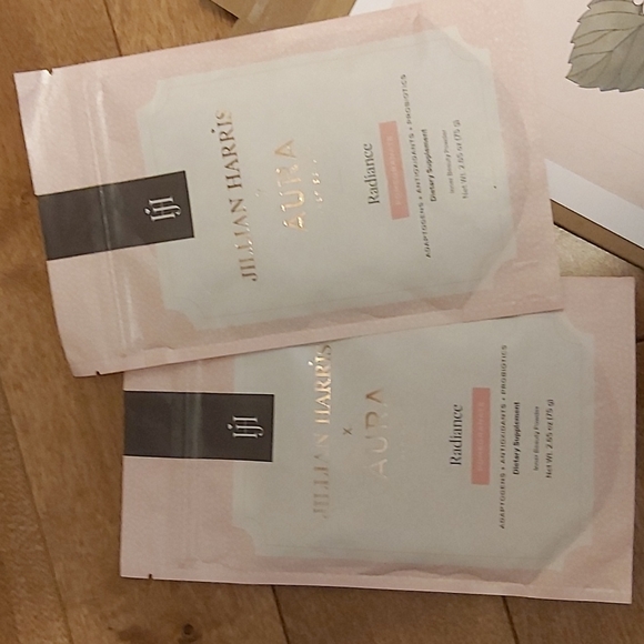 *Jilly ❤️ Box Items - Picture 2 of 5